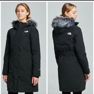 The North Face Women's Black Puffer Jacket